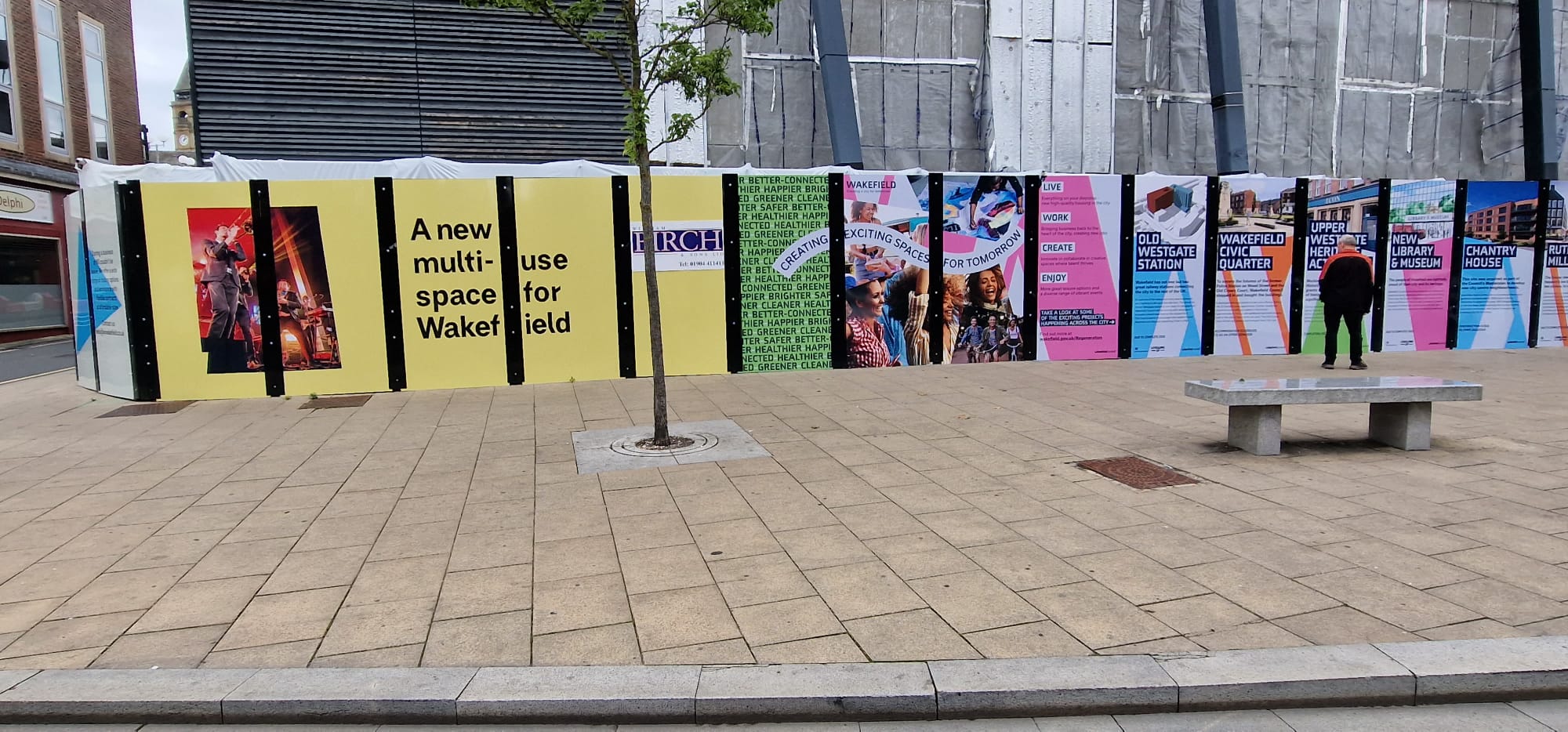 site hoarding - choosing site hoarding